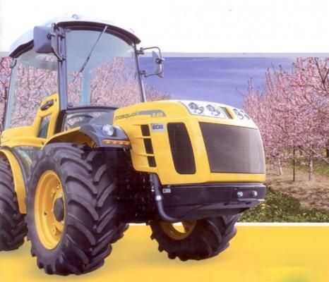 Agrícola Miguel Valero Tractor amarillo